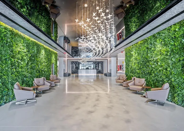Bright Studio In Vibrant Dubailand District