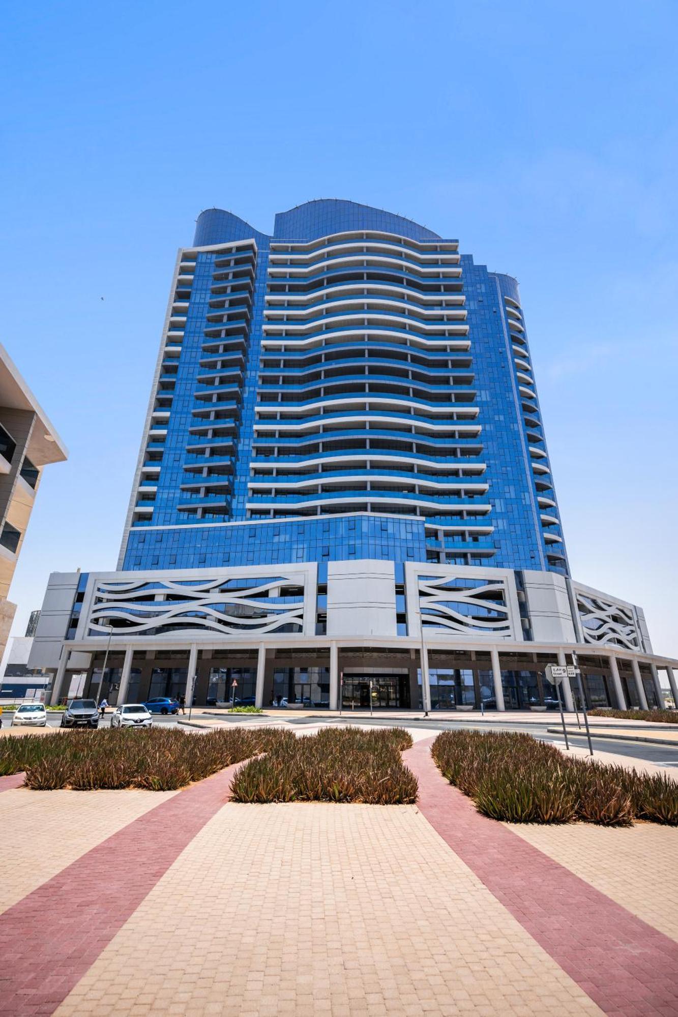 Bright In Vibrant Dubailand District Апартаменти *